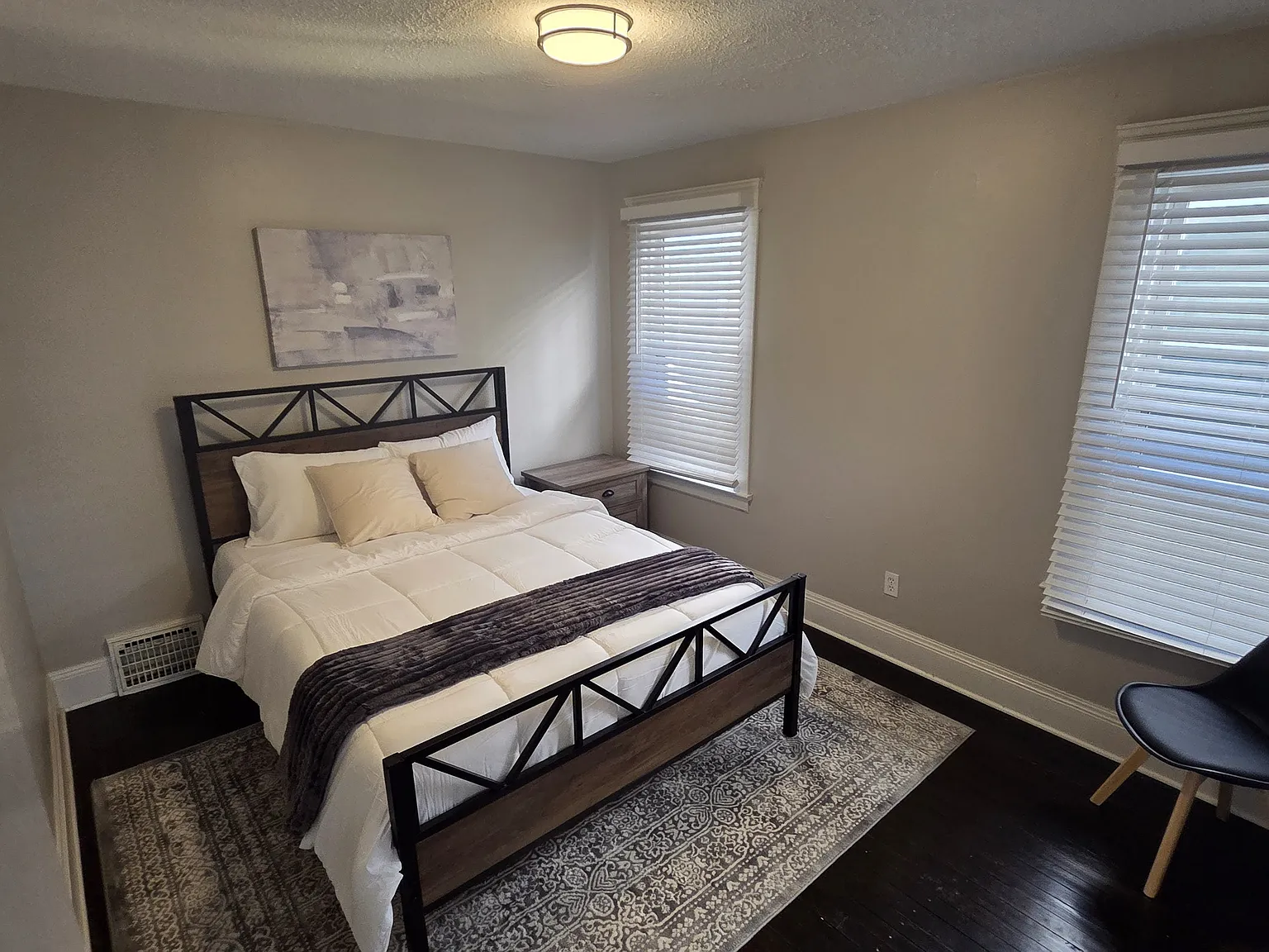 2 bed, $2,000 — Photo 4