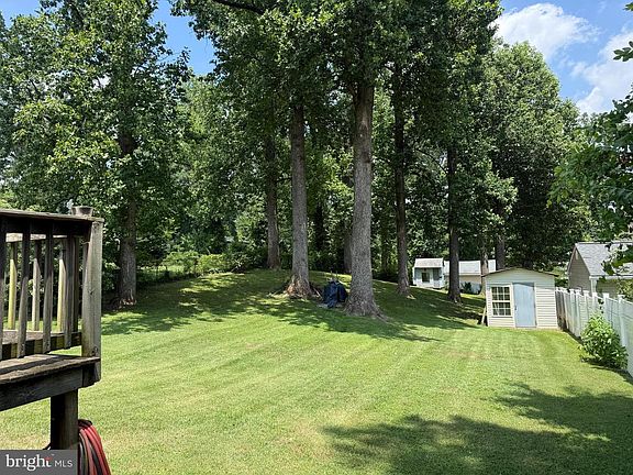 2nd image of 6404 Maplewood Dr