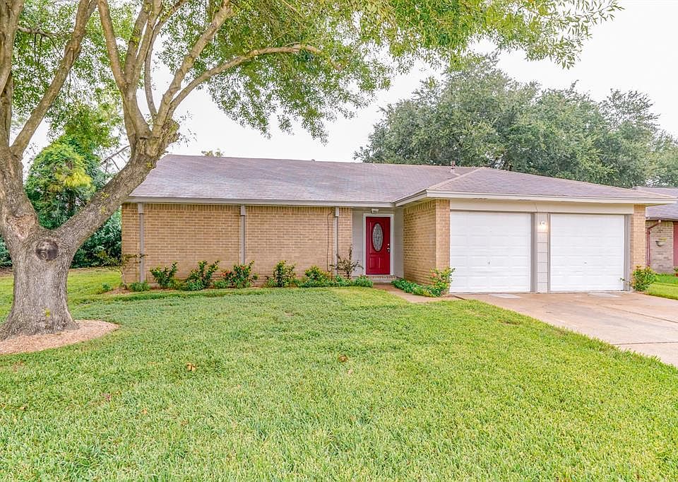 1st image of 5426 Pine Creek Dr