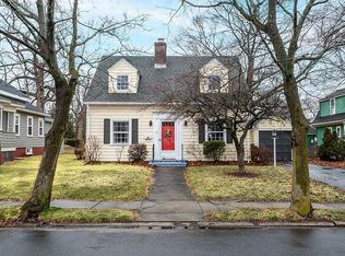 15 Ferncrest Ave, Cranston, RI 02905