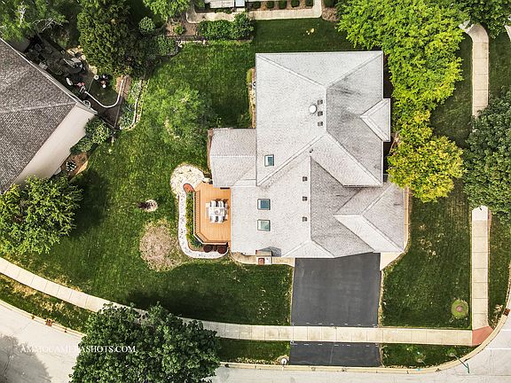 5th image of 2585 Thornley Ct