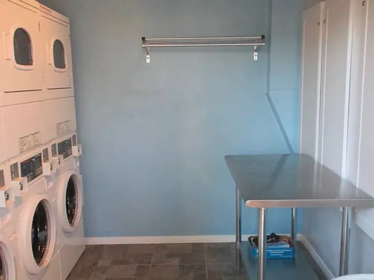 1342 Vista Serena Ave #1 — Photo 15