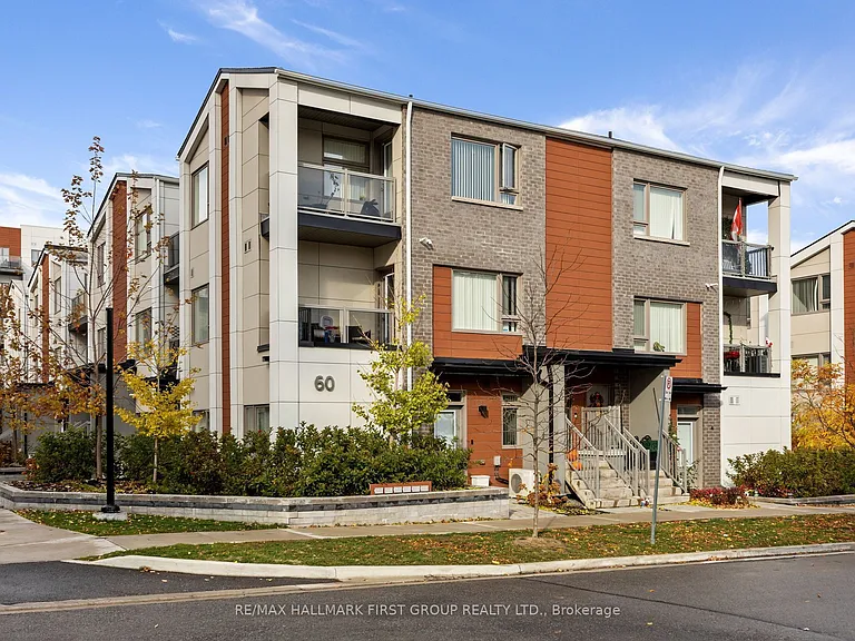 60 Orchid Place Dr #8 — Photo 2