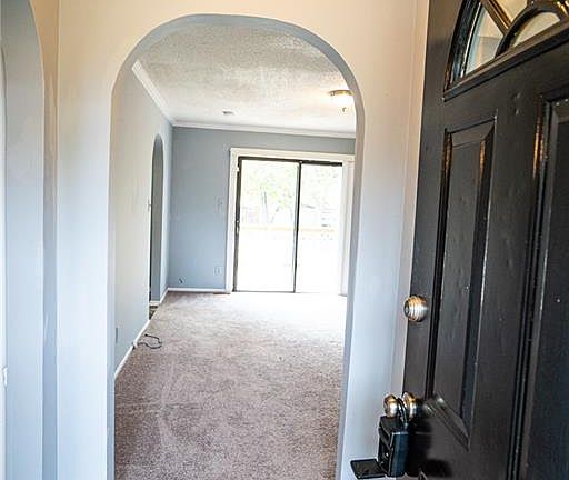 2nd image of 3304 Woodmere Ct