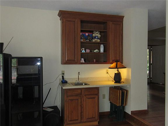 3rd image of 10651 Misty Hollow Ln