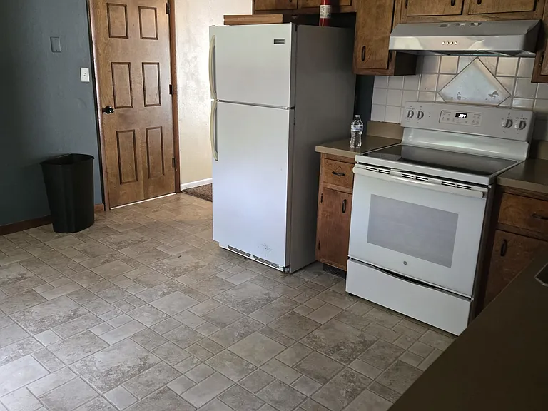 66 Larrel Ln — Photo 3