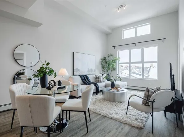 95 W Burma Star Rd SW #1401, Calgary, AB T3E 8A9