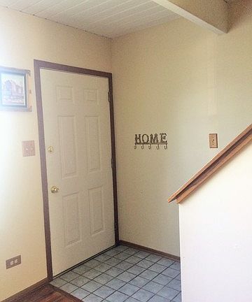 4th image of 529 Meadow Hill Ln
