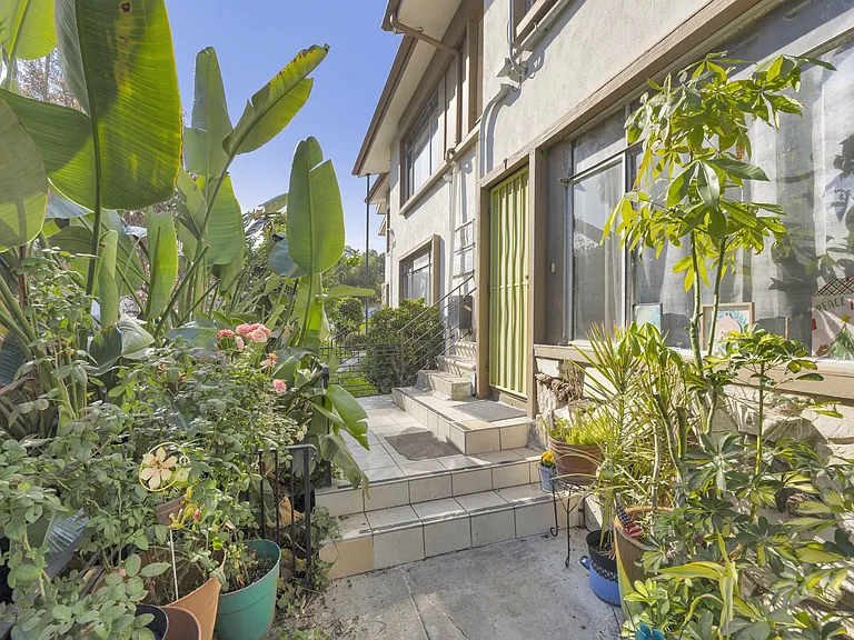 3867 Potomac Ave. — Photo 9