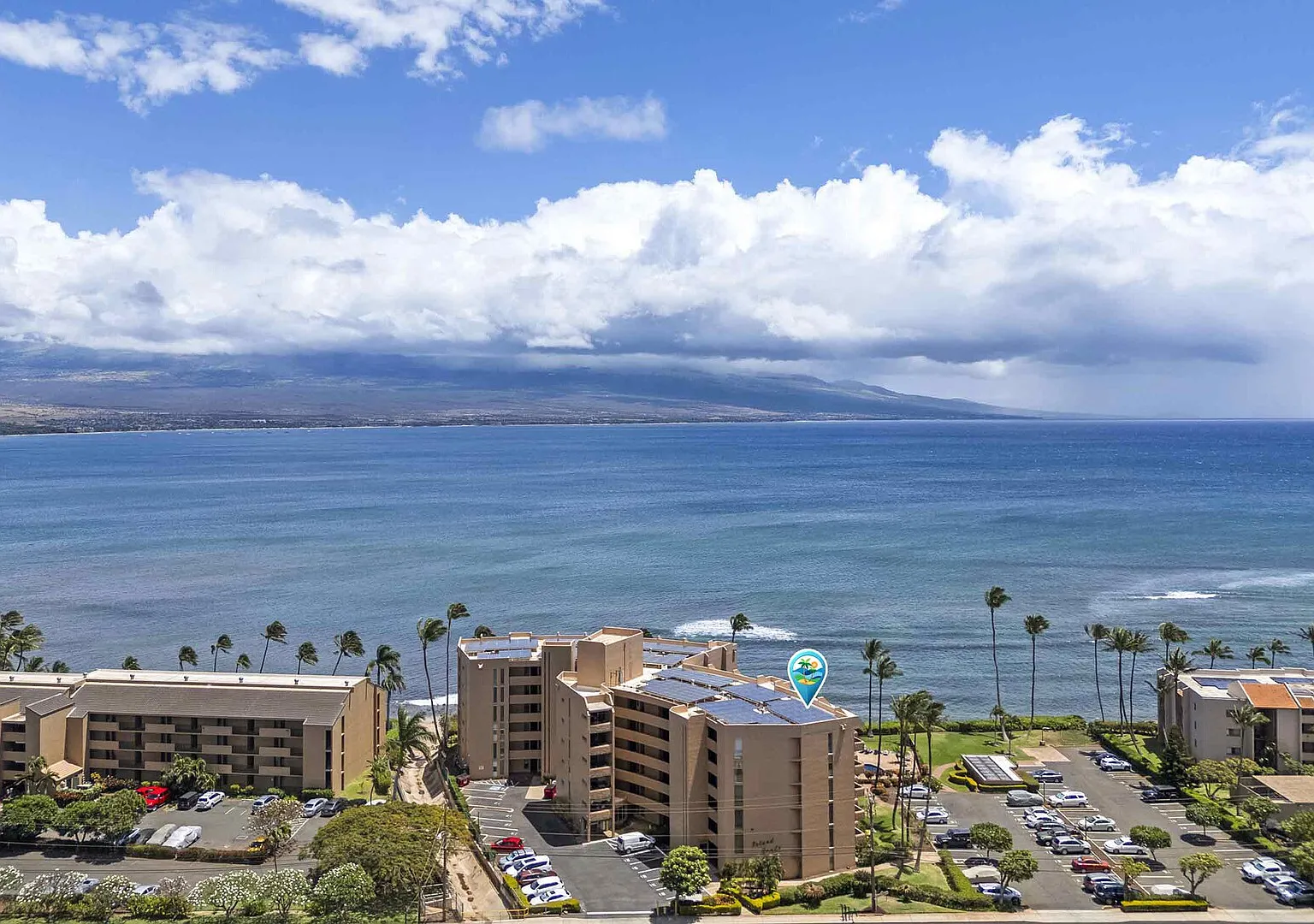 Island Sands 500, Steps from the Beach with Ocean Views and Spacious — Photo 4