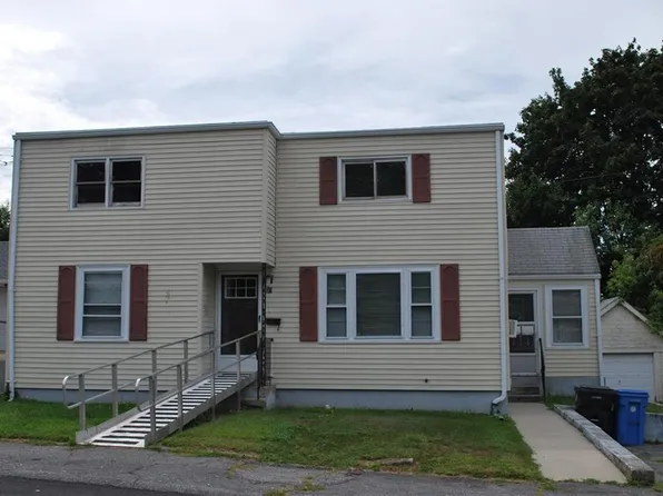 38 Winsor St, Cumberland, RI 02864