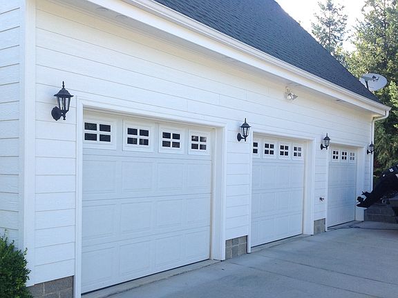 4th image of 570 Powderhorn Dr