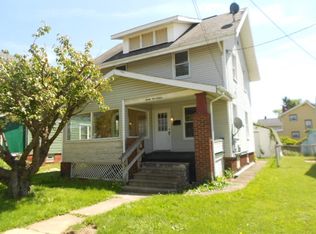 2916 10th St NW, Canton, OH 44708