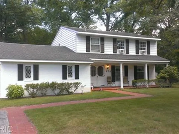 874 Forest Park Rd, Muskegon, MI 49441