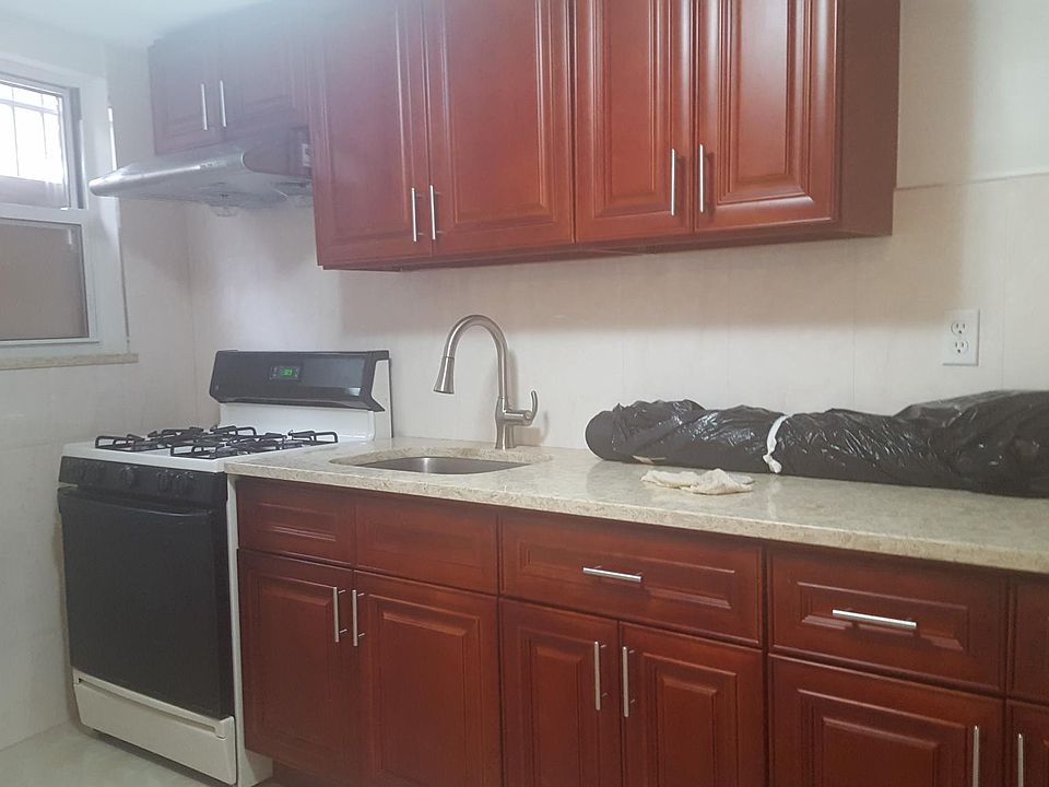 2nd image of 141-13 85th Rd #1