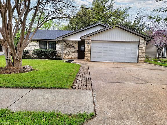 4th image of 1608 Crestline Ct
