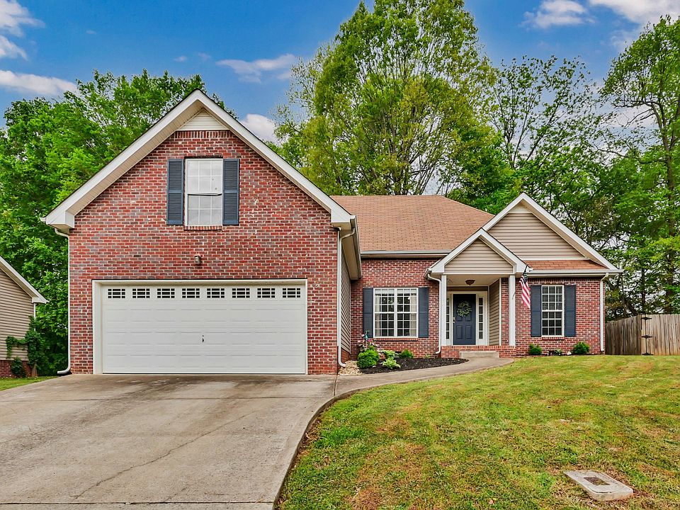 1st image of 1604 Cedar Springs Cir