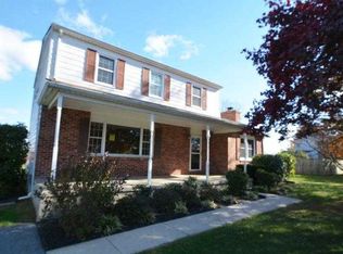 2023 Arabian Dr, Finksburg, MD 21048