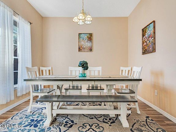 4th image of 3729 MILL VIEW Court