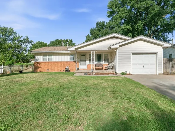 1309 N Baltimore Ave, Derby, KS 67037