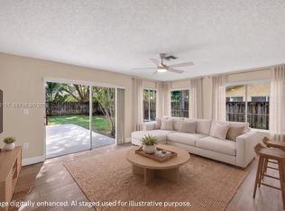Jacaranda Lakes Sec 2, Fort Lauderdale, FL 33322