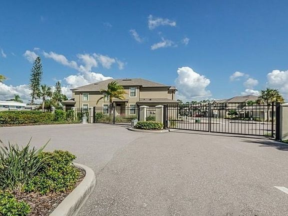 4th image of 5116 Bay Isle Cir