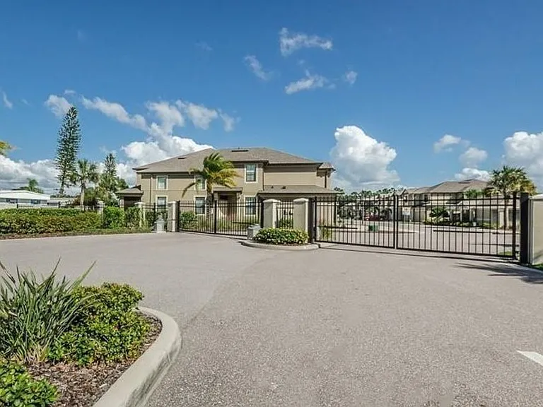 5116 Bay Isle Cir — Photo 4