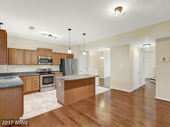 3rd image of 2703 Church View Ln