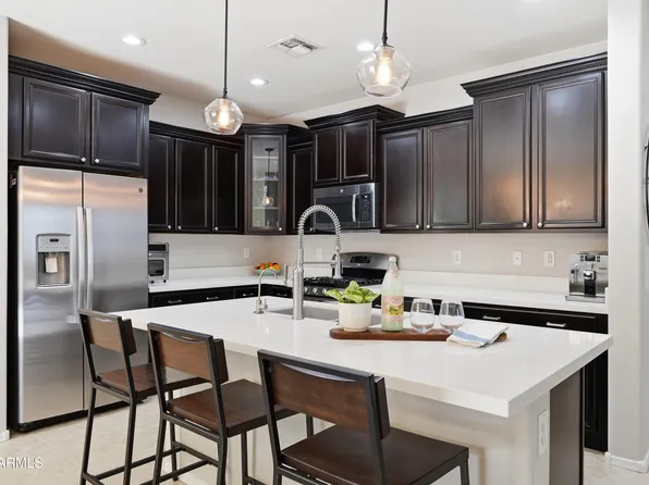 1695 W PELICAN Drive, Chandler, AZ 85286
