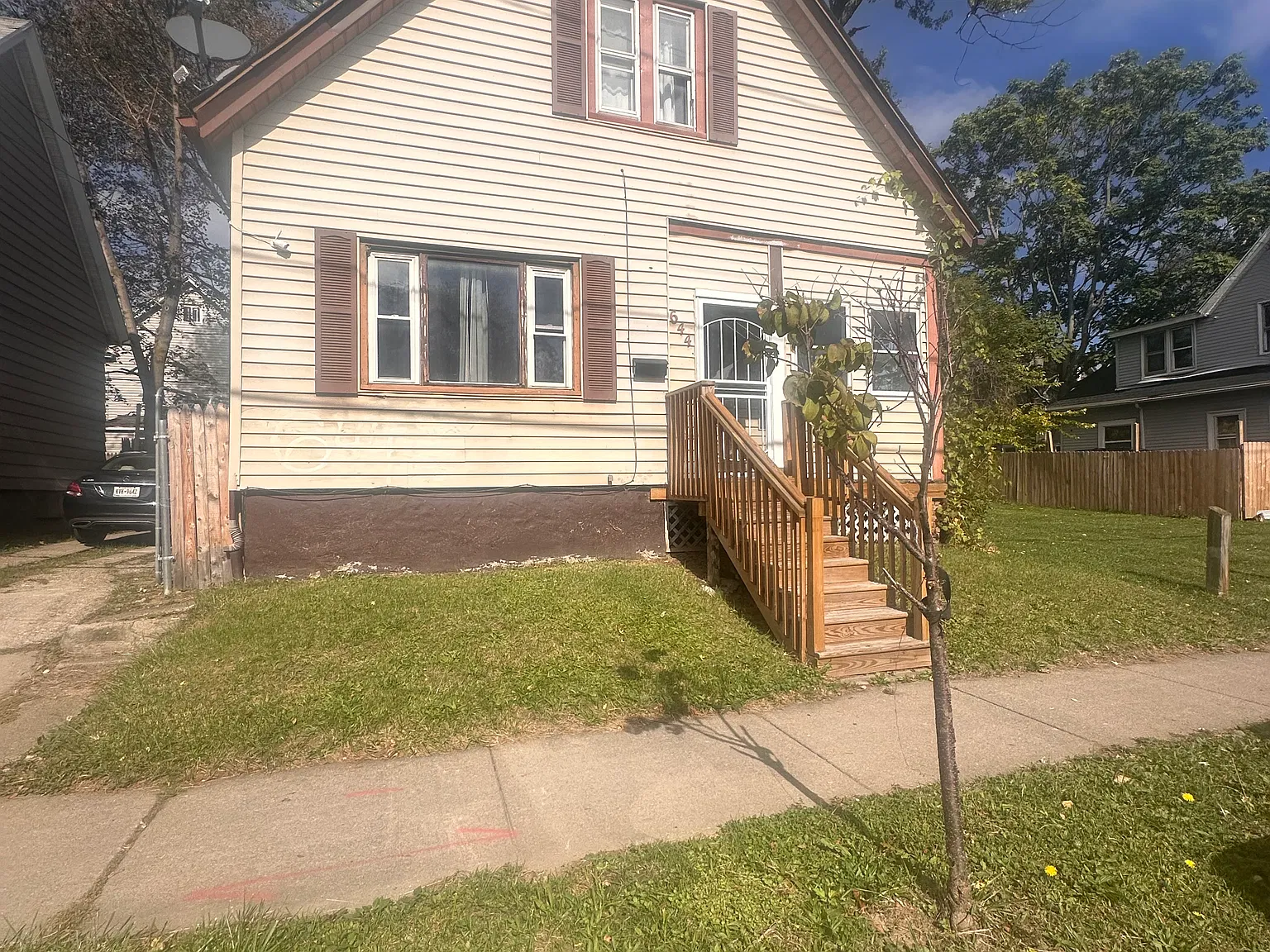 2 bed, 1.5 bath, 1200 sqft, $1,900 — Photo 1