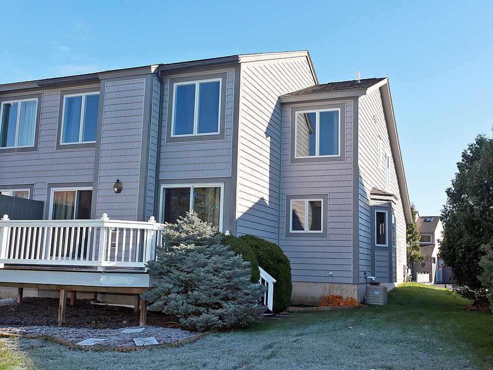 1st image of 22 Parkington Cir