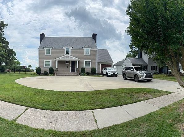 707 River Rd