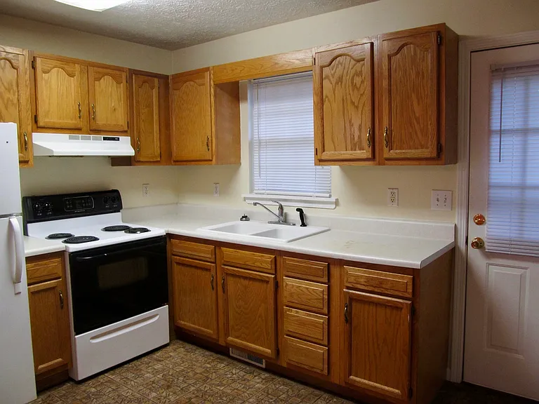 206 Gatchell St #2 — Photo 4