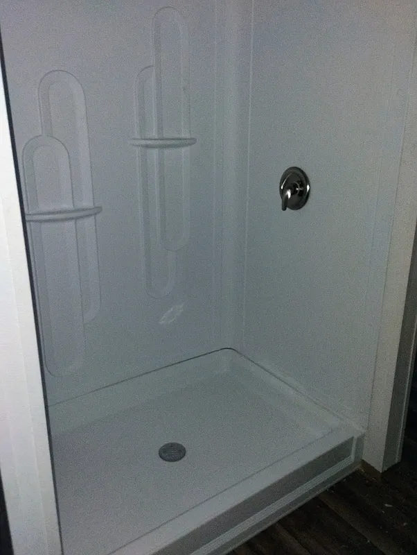 3 bed, 2.0 bath, 1056 sqft, $1,075 — Photo 4