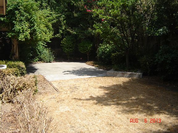 4th image of 9429 Lakewind Ln