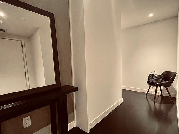 4th image of 150 Seaport Blvd #14A
