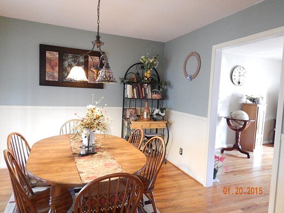 5th image of 207 Raven Cir