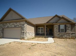 80 Brighton Dr, Aurora, OH 44202