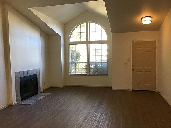 3rd image of 8380 Trellium Ct