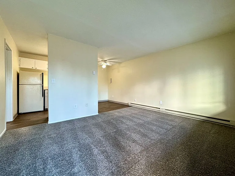 Sweetbriar Apartments — Photo 5
