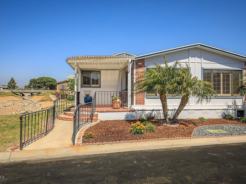 1st image of 123 Poinsettia Gardens Dr