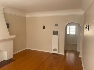 125 Granada Ave APT D, Long Beach, CA 90803