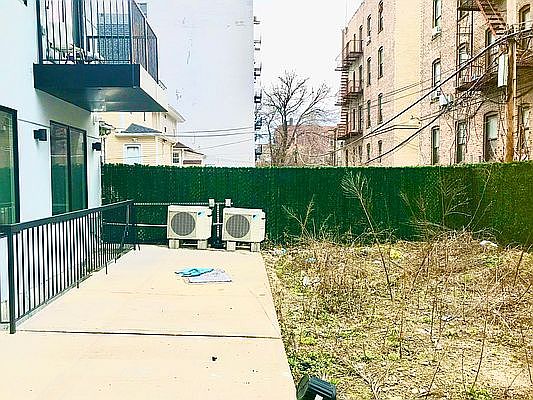 3rd image of 87 Winthrop St #1L