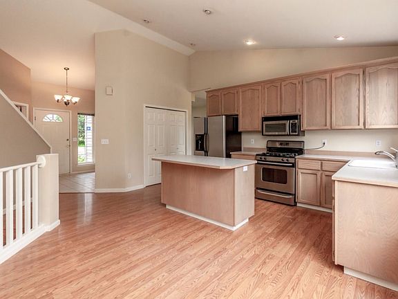 5th image of 11209 223rd Avenue Ct E