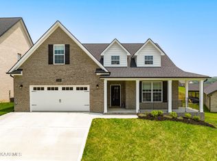 2234 Hickory Crest Ln, Knoxville, TN 37932