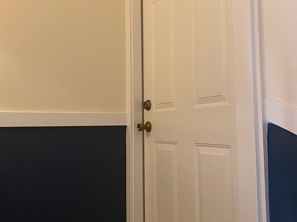 1st image of 927 S Bell Ave #2