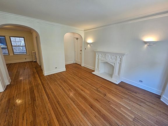 2nd image of 930-936 Judson Ave #930