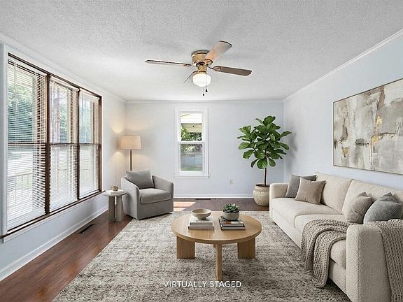 4th image of 215 W Parker St