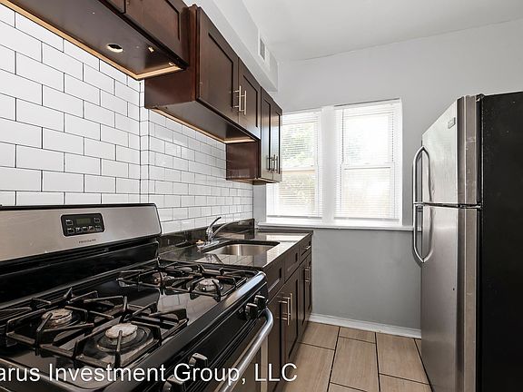 5th image of 6104 S Eberhart Ave APT 3S