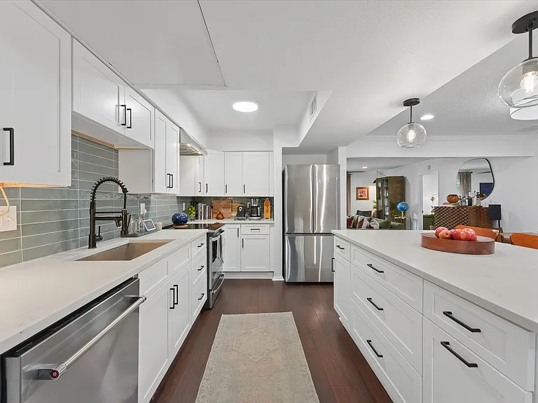 4820 Amesbury Dr #230 — Photo 8